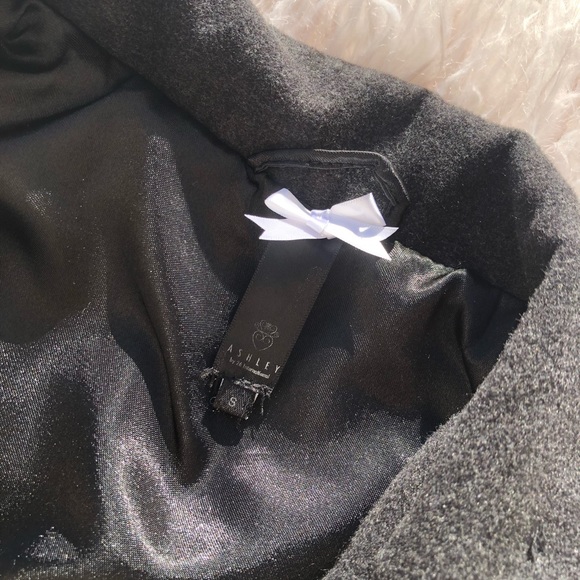 Short charcoal gray pea coat by Ashley - Picture 3 of 6